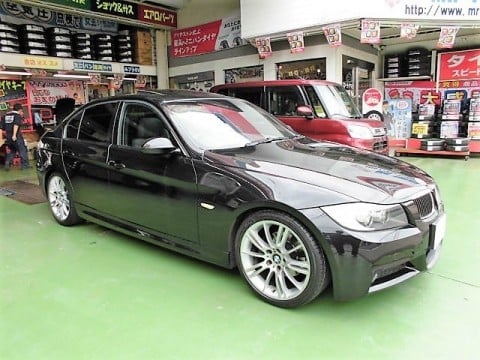 BMW  ３シリーズ